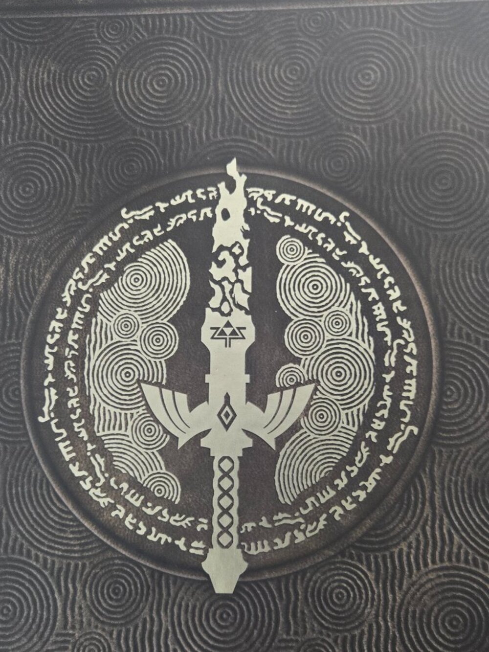 Nintendo Zelda: Tears of the Kingdom Complete Official Guide Collector's Edition
